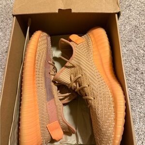 Adidas Yeezy ‘Clay’